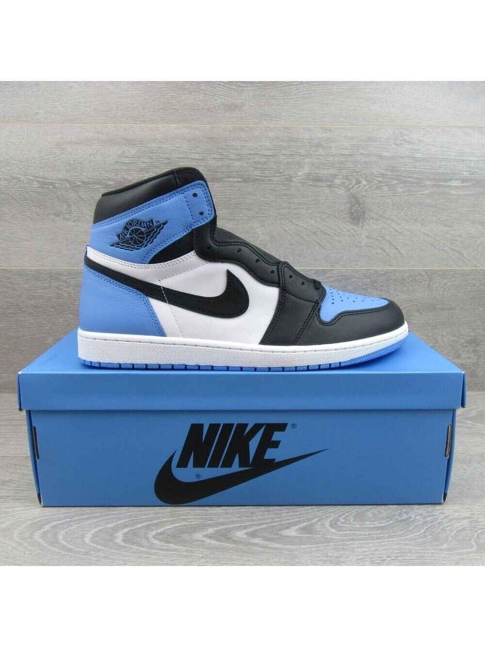 Air Jordan 1 Retro HI OG UNC Mens Size 10.5 University Blue Black NEW - Picture 2 of 14